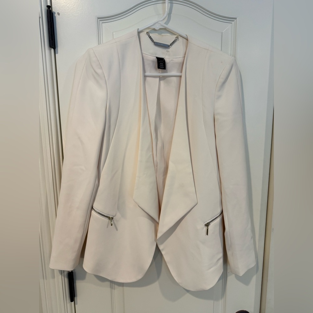White House Black Market Cream Cascade Blazer with Zipper Accents Sz 0